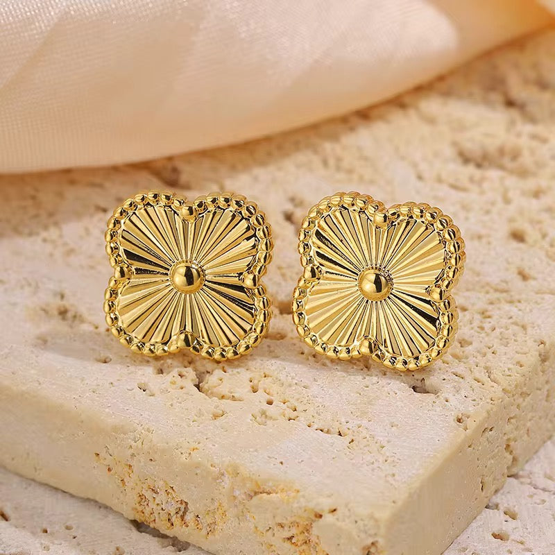 Clover Earrings