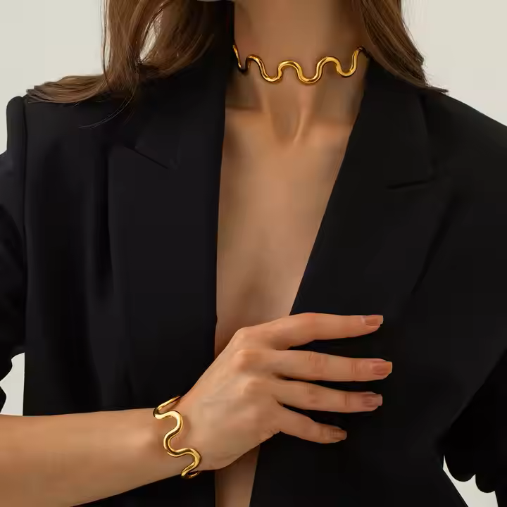 Wiggles Necklace