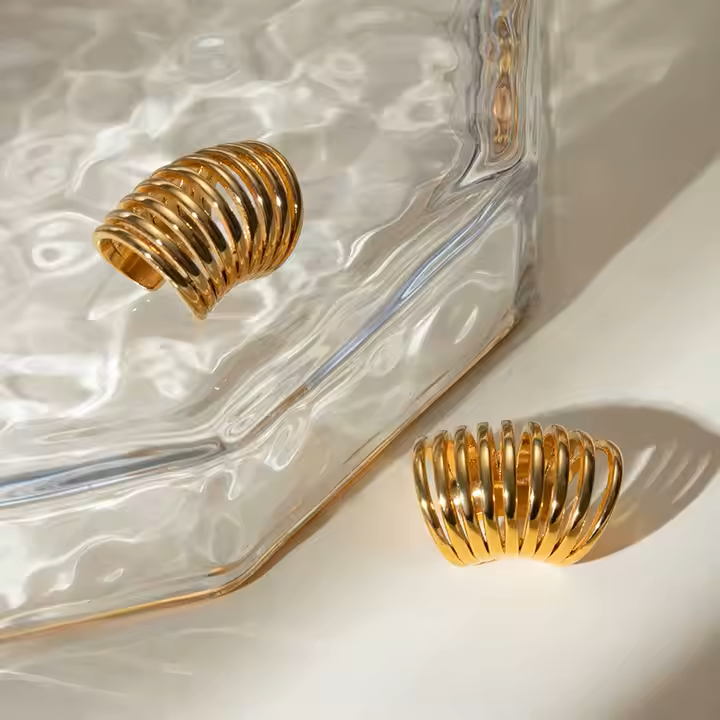 Oxford cuff Earring