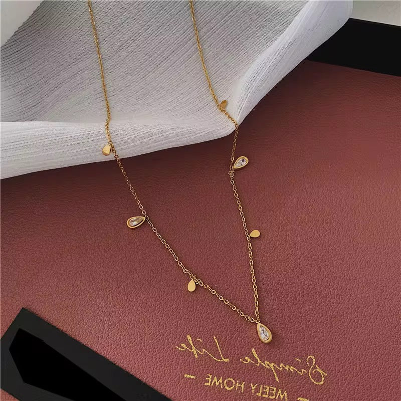 Beam Necklace