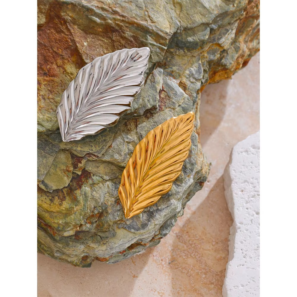 Etta brooch