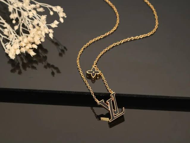 LV x Flower Necklace
