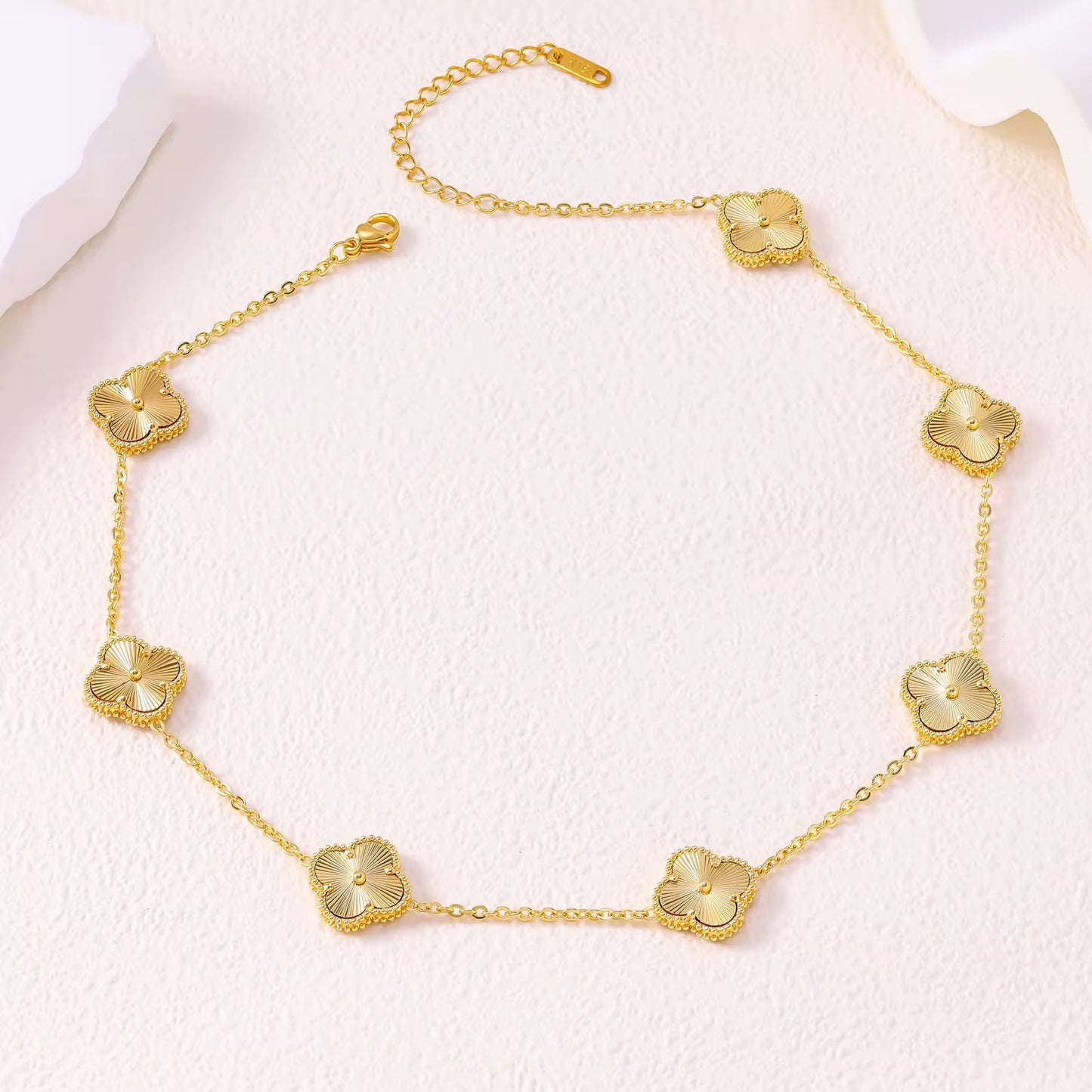 Five Cleef Necklace