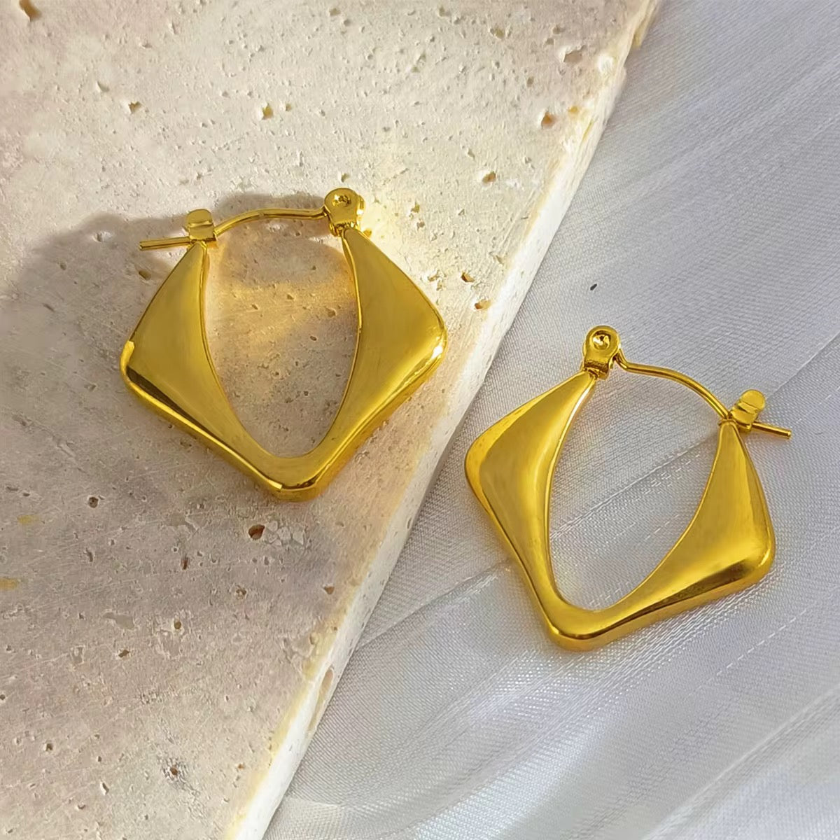 Cater Earrings