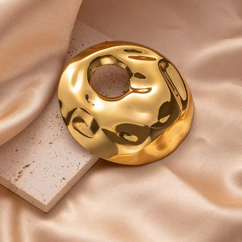 Cocoa brooch (big)