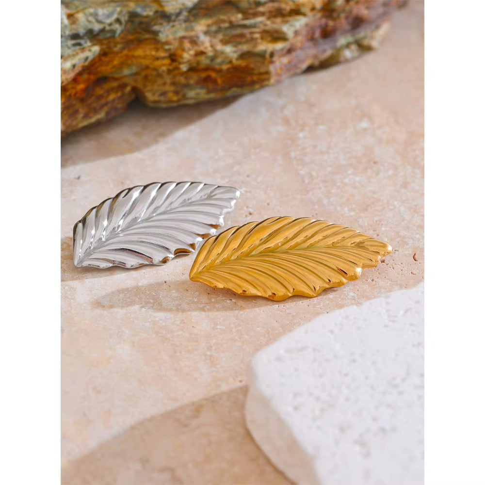 Etta brooch