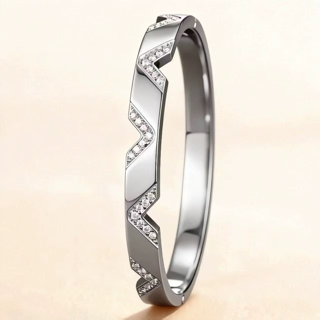 Roid Bangle