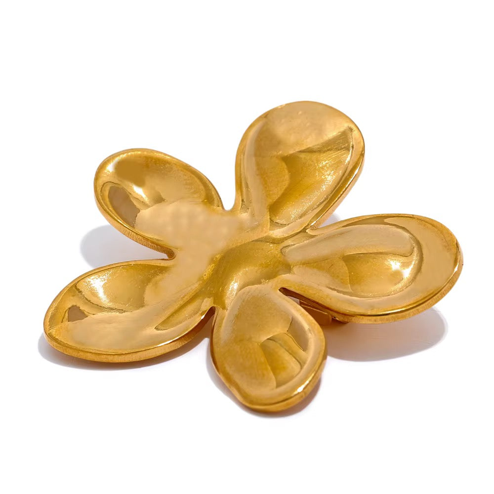 Daisy brooch