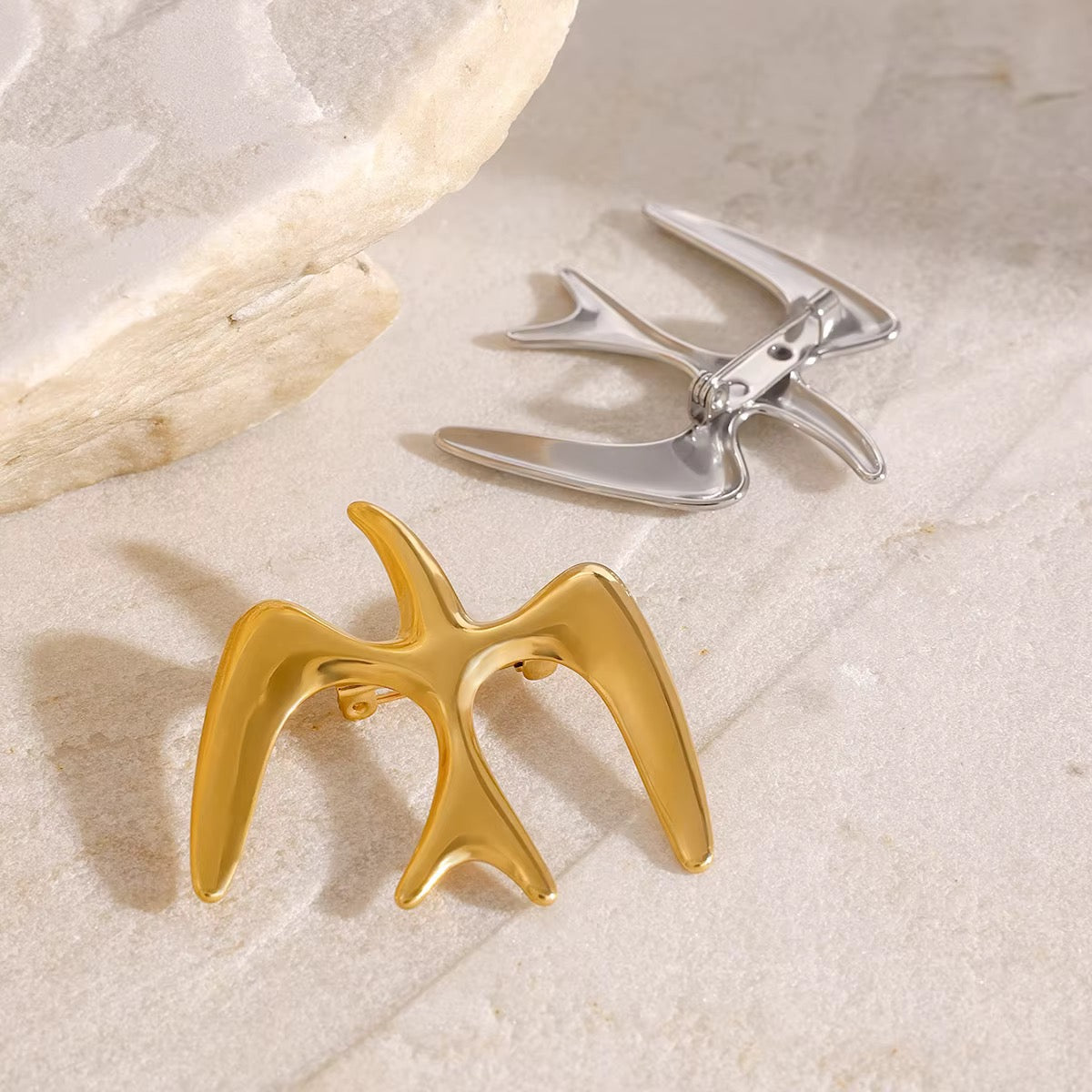 Swallow brooch