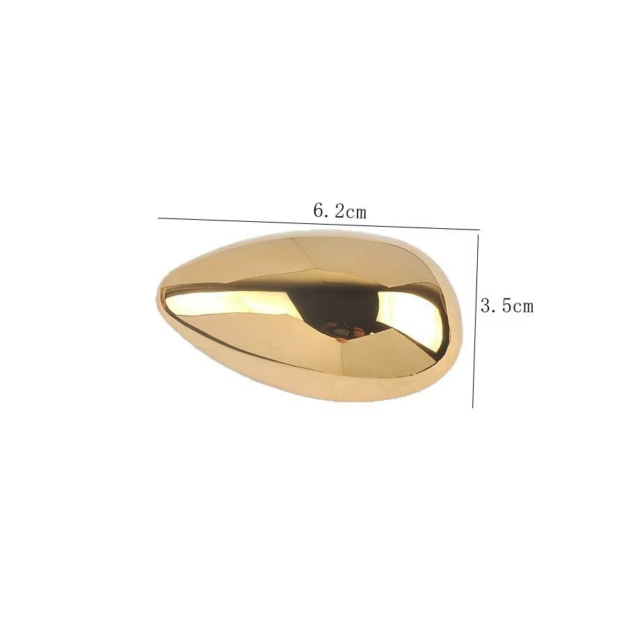 Fortune brooch