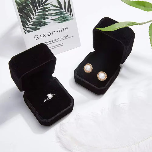 Ring case