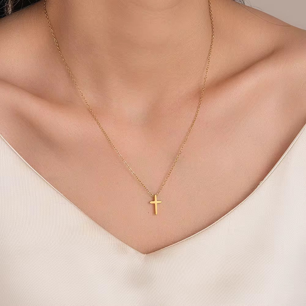 The Cross necklace