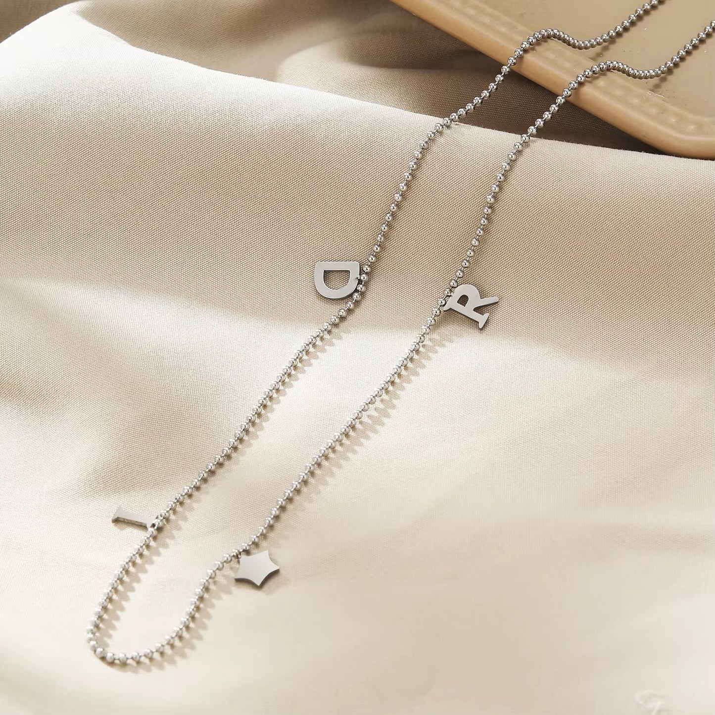 Di*r Necklace