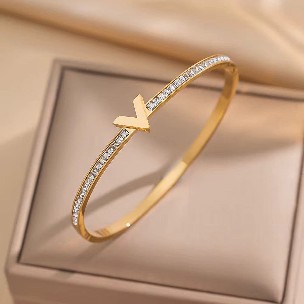 Viano Bangle