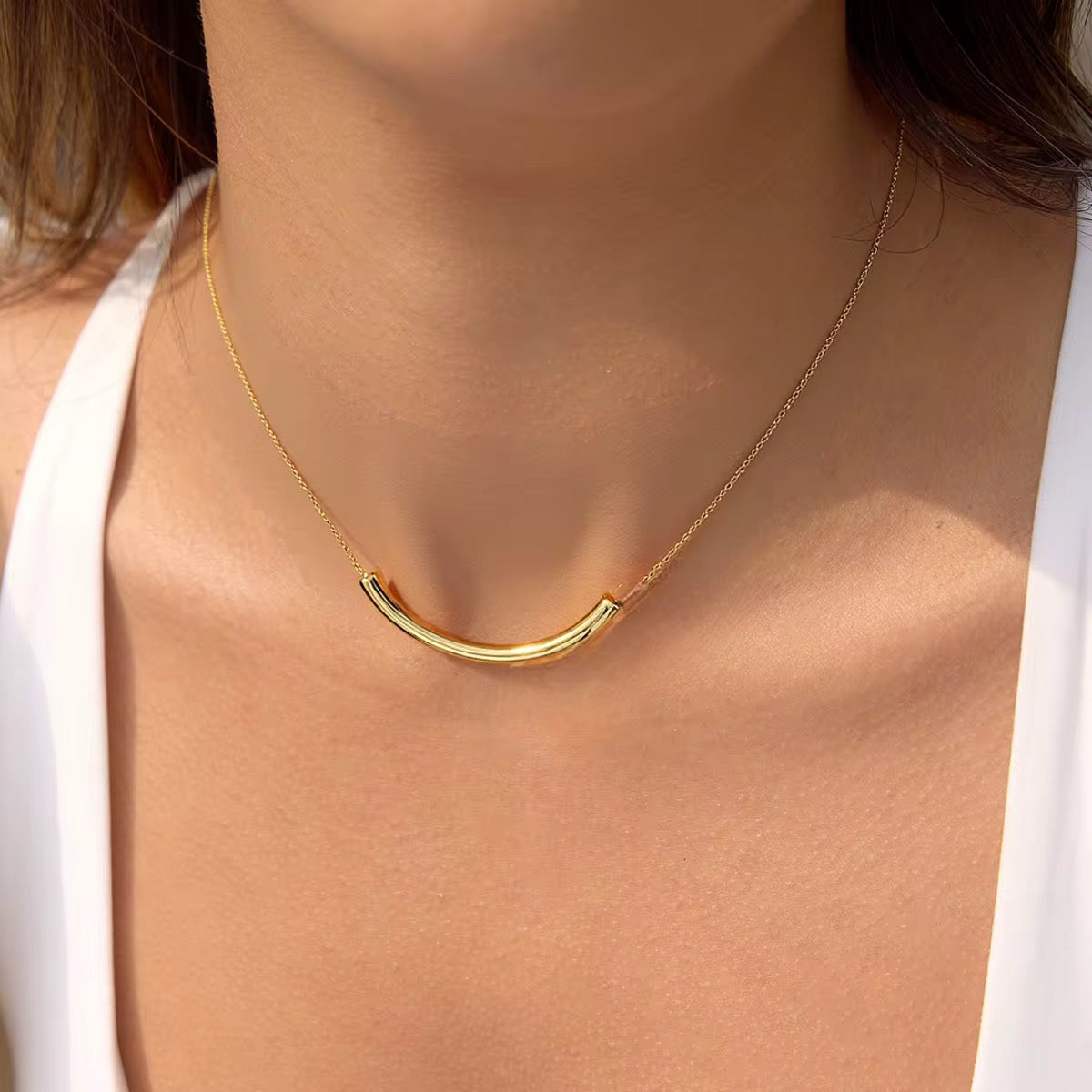 Arch Necklace