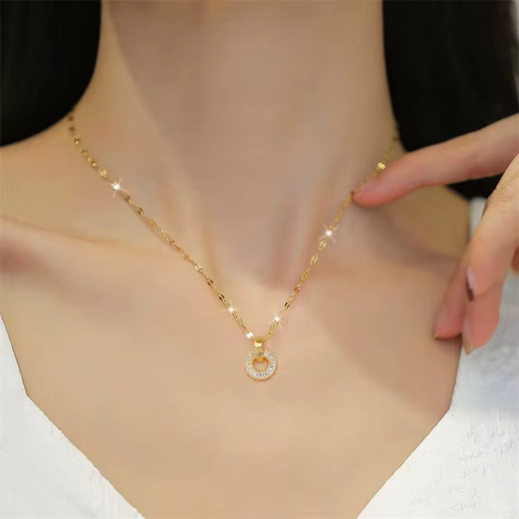 Gala Necklace