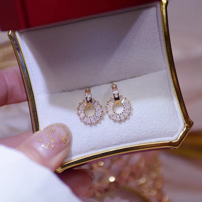 Gala Earrings