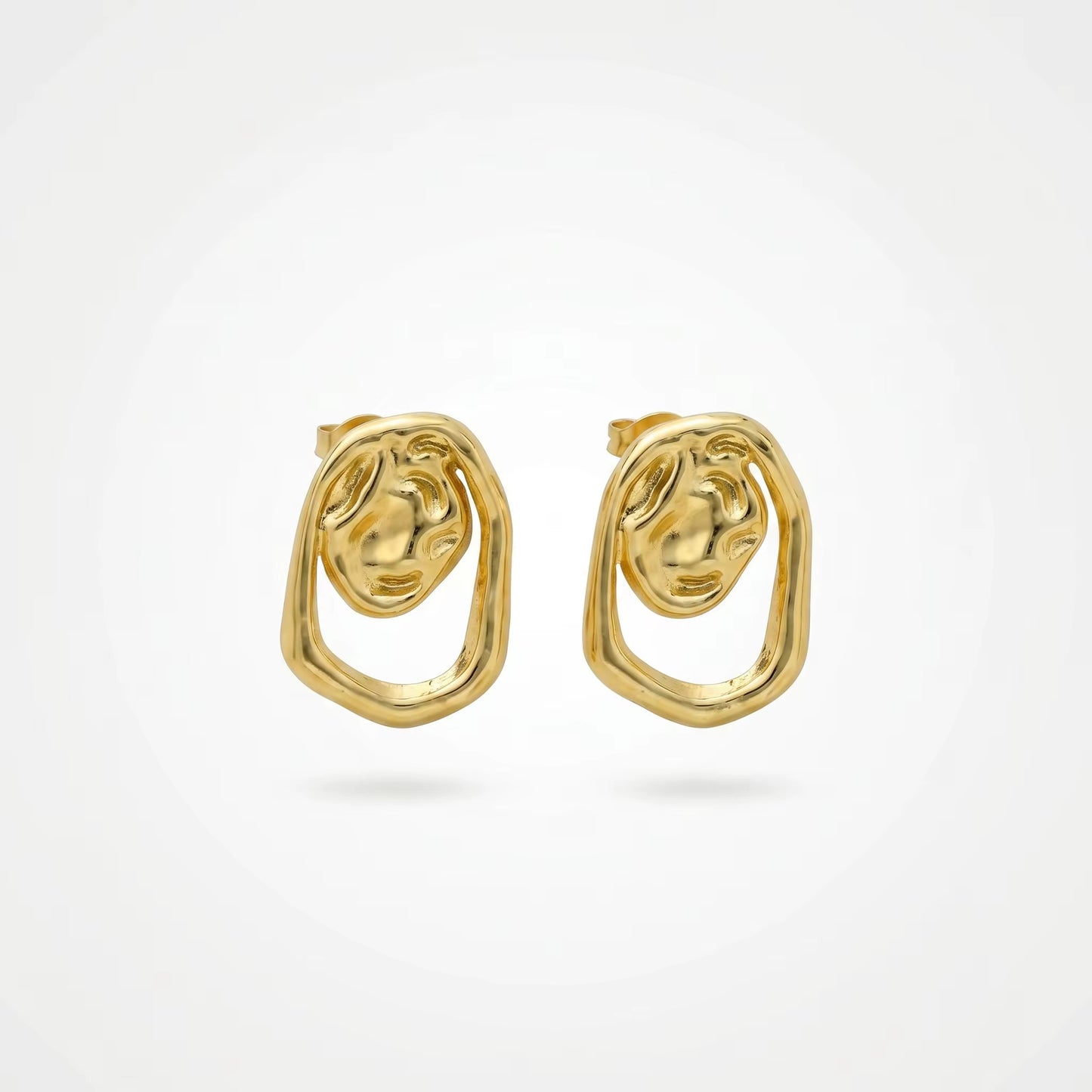 Broele Earrings