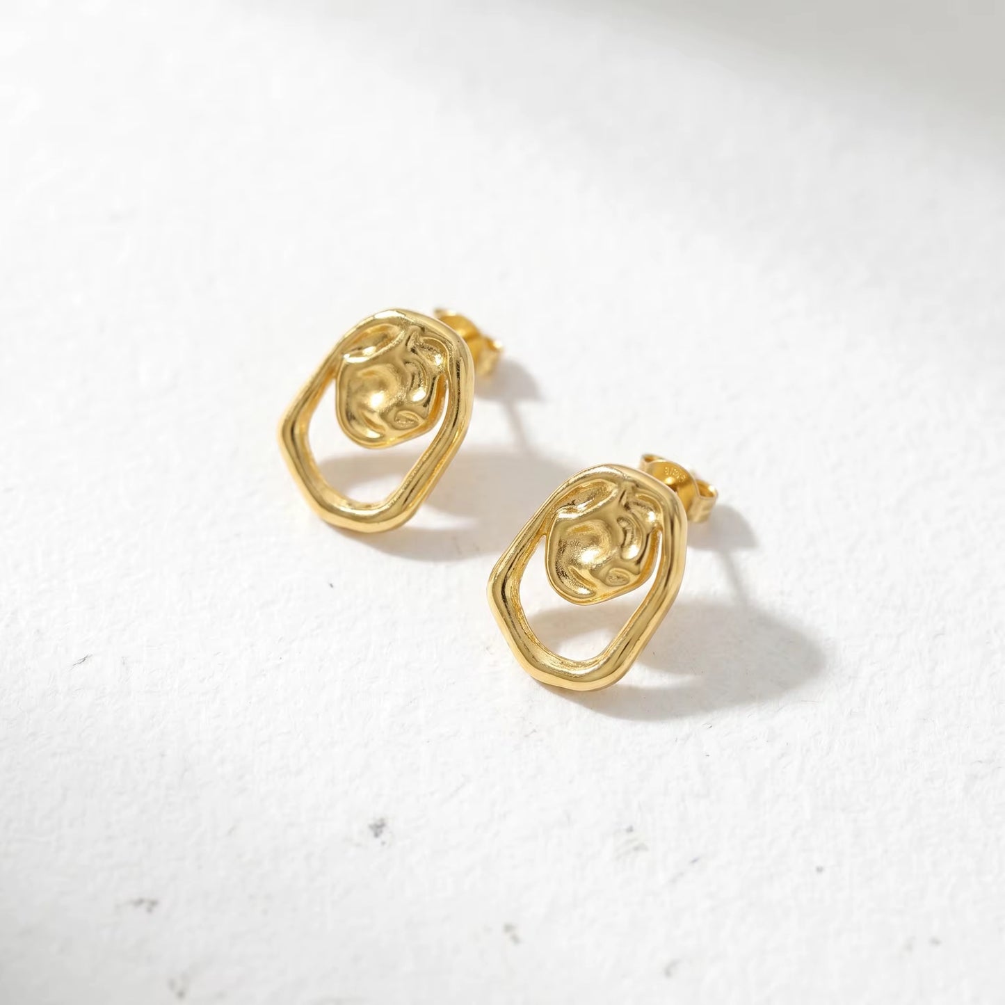 Broele Earrings