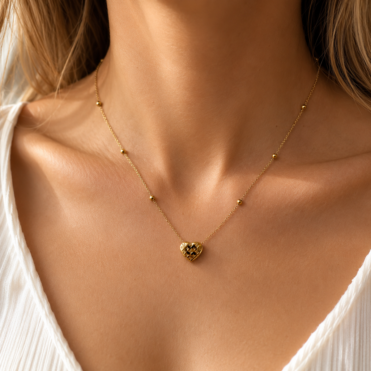 Cast Necklace