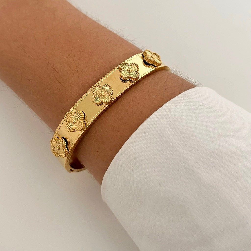 Van cleef Bangle