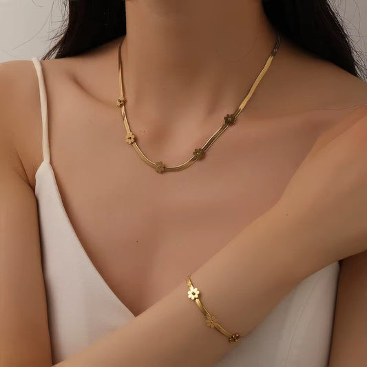 Garden Necklace