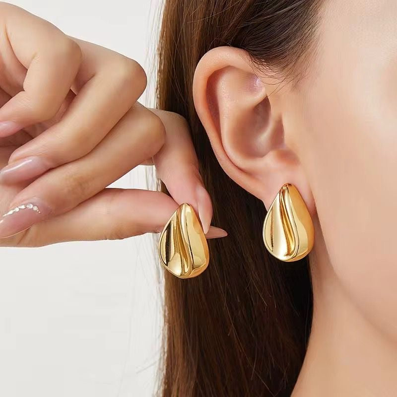 Pincher Earrings